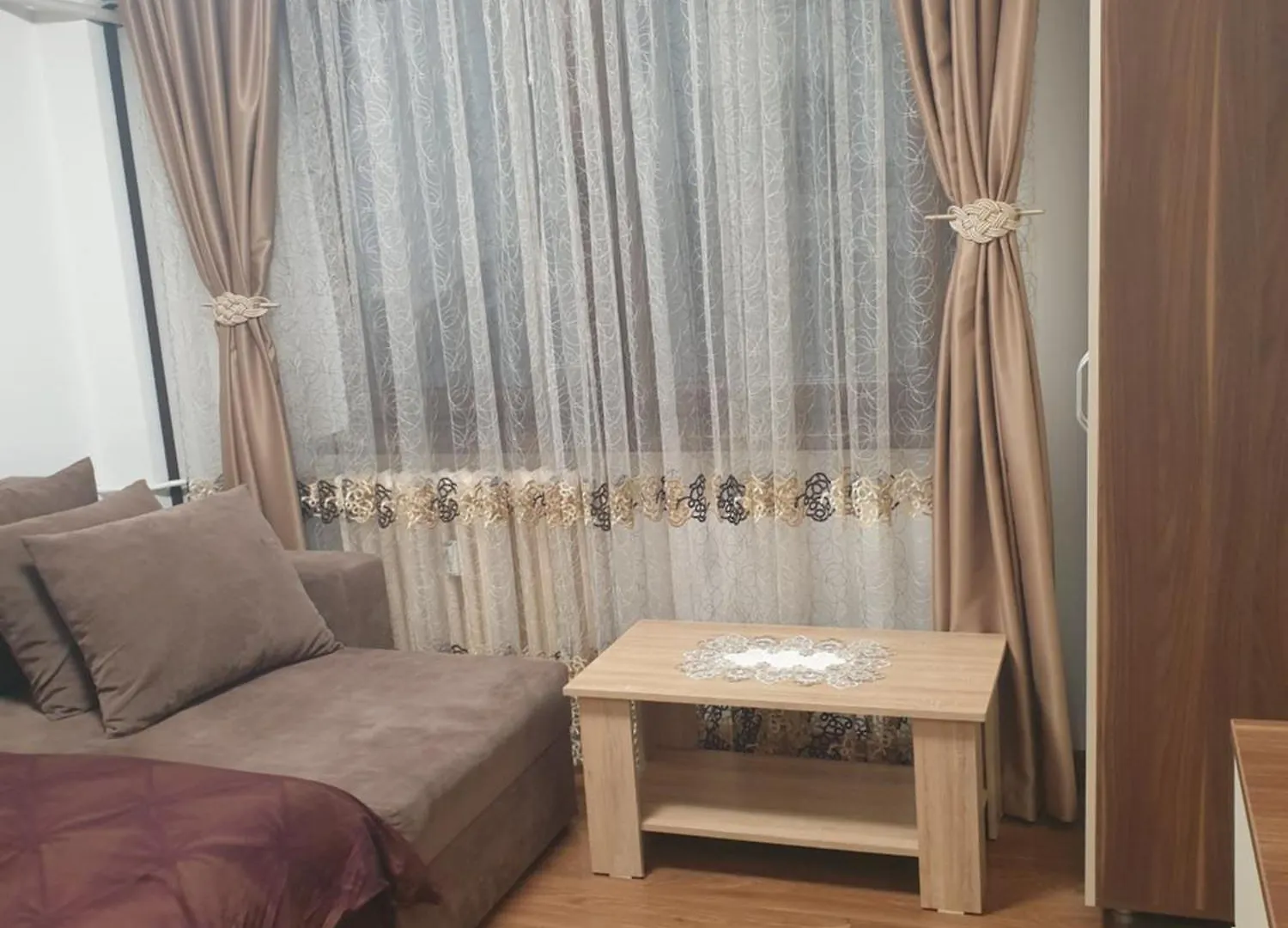 Inchiriez Garsoniera In Regim Hotelier Berceni-Sun Plaza Bucharest Romania