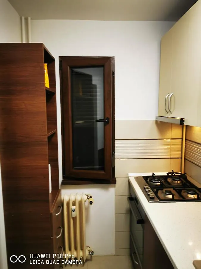 Inchiriez Garsoniera In Regim Hotelier Berceni-Sun Plaza بوخارست